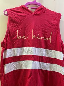 Red Sleeveless Hoodie Top