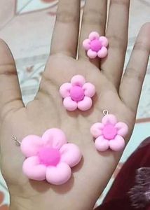 Flower Charm 🏵️