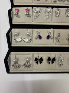 Set of 12 earrings with Box