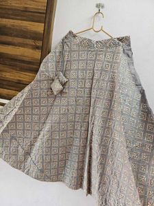Grey &amp; Pink Lehenga Choli Set