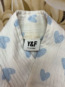 Cute Heart Print White Top