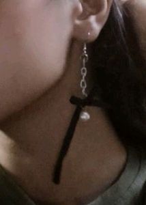 'Bow 'Down To Me Earrings