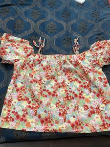 pure cotton Floral Print Puff Sleeve Top