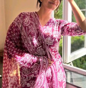 V-Neck Floral Print Kurta