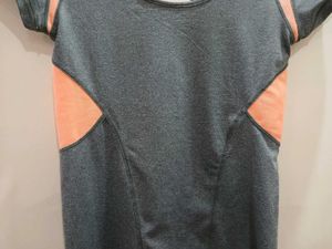 Stylish Grey &amp; Peach Activewear Tee