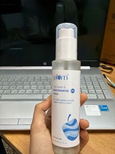 Plum rice water & niacinamide toner