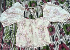 Chic Floral Smocked Puff Sleeve Top