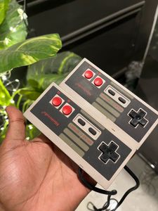 Nintendo NES Controllers - Set of 2