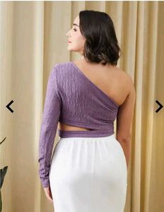 Chic One-Shoulder Crop Top