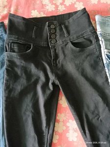 Stylish High-Waisted Jeans pack of5