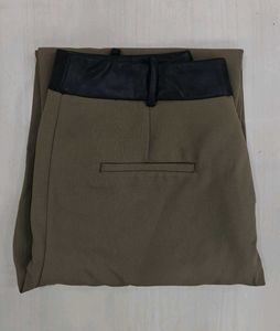 Zara Women High-Waist Straight Pants