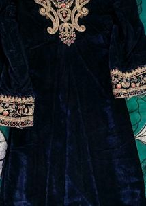 Elegant Navy Blue Velvet Kurta