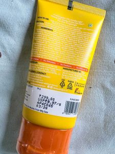 Aqualogica Glow+ Dewy Sunscreen Gel
