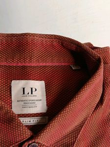 Men's Red Textured Button-Down Shirt