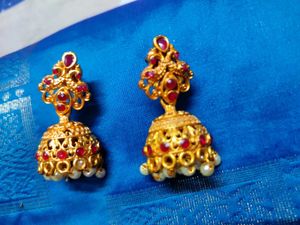 Gold Jhumka Earrings with Red Stones_temple jewell