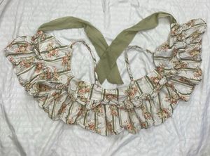 Floral Tie-Front Crop Top