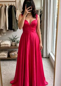 Elegant Satin Prom Dress🩷