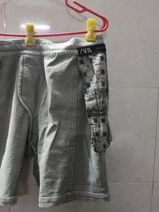 Zara Men's Grey Casual Shorts