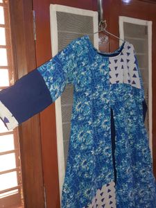 round floor length kurti
