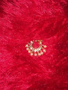 Traditional Kundan Nose Pin