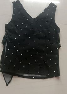 Beautiful Black Sleeveless Top For Women