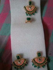 Green Stone &amp; Pearl Jhumka Set