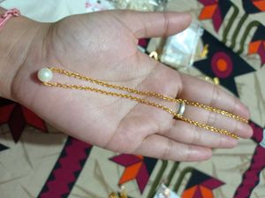Gold Chain Necklace with Pearl