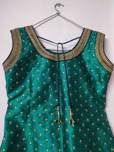 Punjabi Suit Set.
