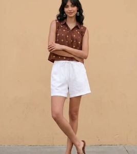 Embroidered Sleeveless Blouse