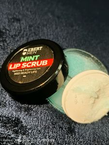 L'BERT Mint Lip Scrub
