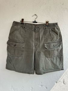 Classic Cargo Shorts - Olive Green