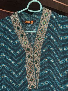 Elegant Teal Kurta with Intricate Design