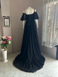 Elegant Off-Shoulder Black Tulle Gown