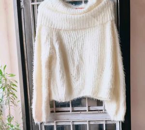 Very Fancy And Amazing Woolen Korean Crop Top