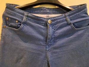 Women's blue Denim Jeans