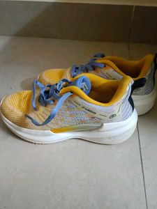 Stylish Yellow &amp; Blue Sneakers
