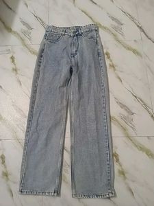Baggy Light Wash Denim Jeans