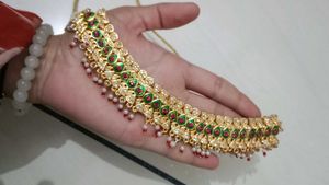 Elegant Kundan &amp; Pearl Choker Necklace
