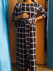 ❤️🥺🌸Chic Black &amp; White Checked Jumpsuit🥺❤️🌸