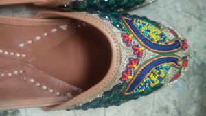 Embroidered Peacock Juttis