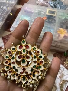 Kundan &amp; Pearl Maangtika