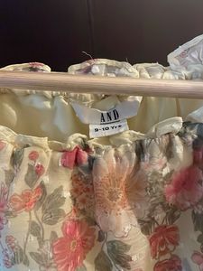 Chic Ruffled Floral Dress