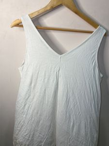 Basic White V-Neck Tank Top