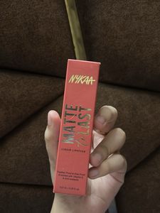 Nykaa Matte to Last Liquid Lipstick
