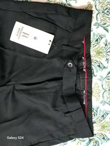 UNUSED BLACK PENT. READ PRODUCT BIO