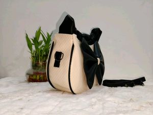 Cute Bow Handbag