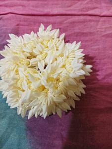 White Artificial Gajra
