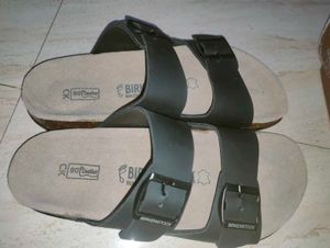 NEW BIRKENSTOCK SANDALS - UK 7