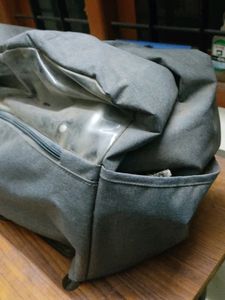 USHA -SEWING MACHINE WITH COVER
