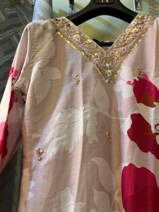 Beautiful Floral Print Kurta